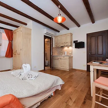 Vendégház Duketis 4*