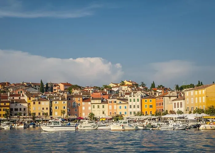Πανσιόν Duketis Ρόβινι
