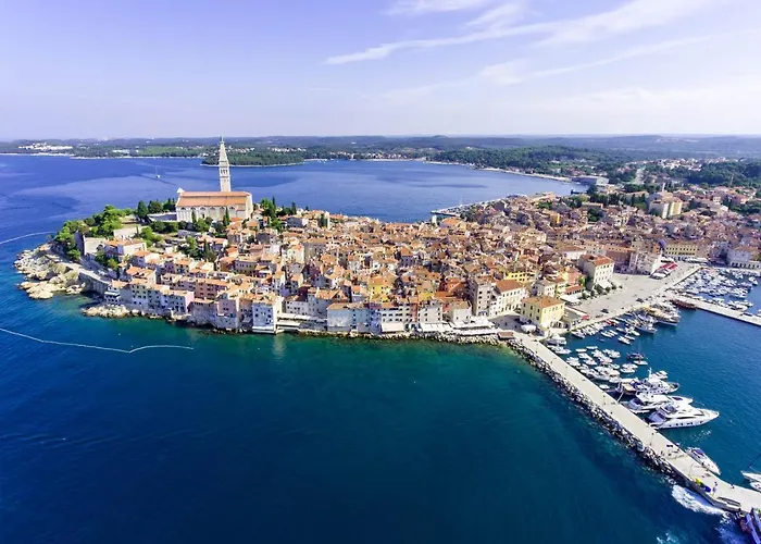 Duketis Πανσιόν Ρόβινι