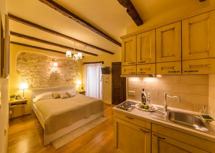 Duketis Ρόβινι