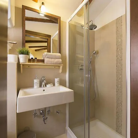 Duketis Guest house
