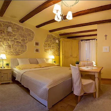 Duketis Guest house