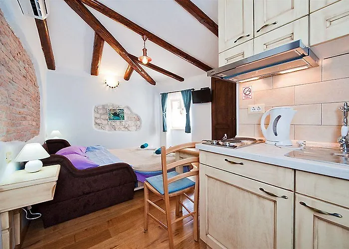 Πανσιόν Duketis 4*